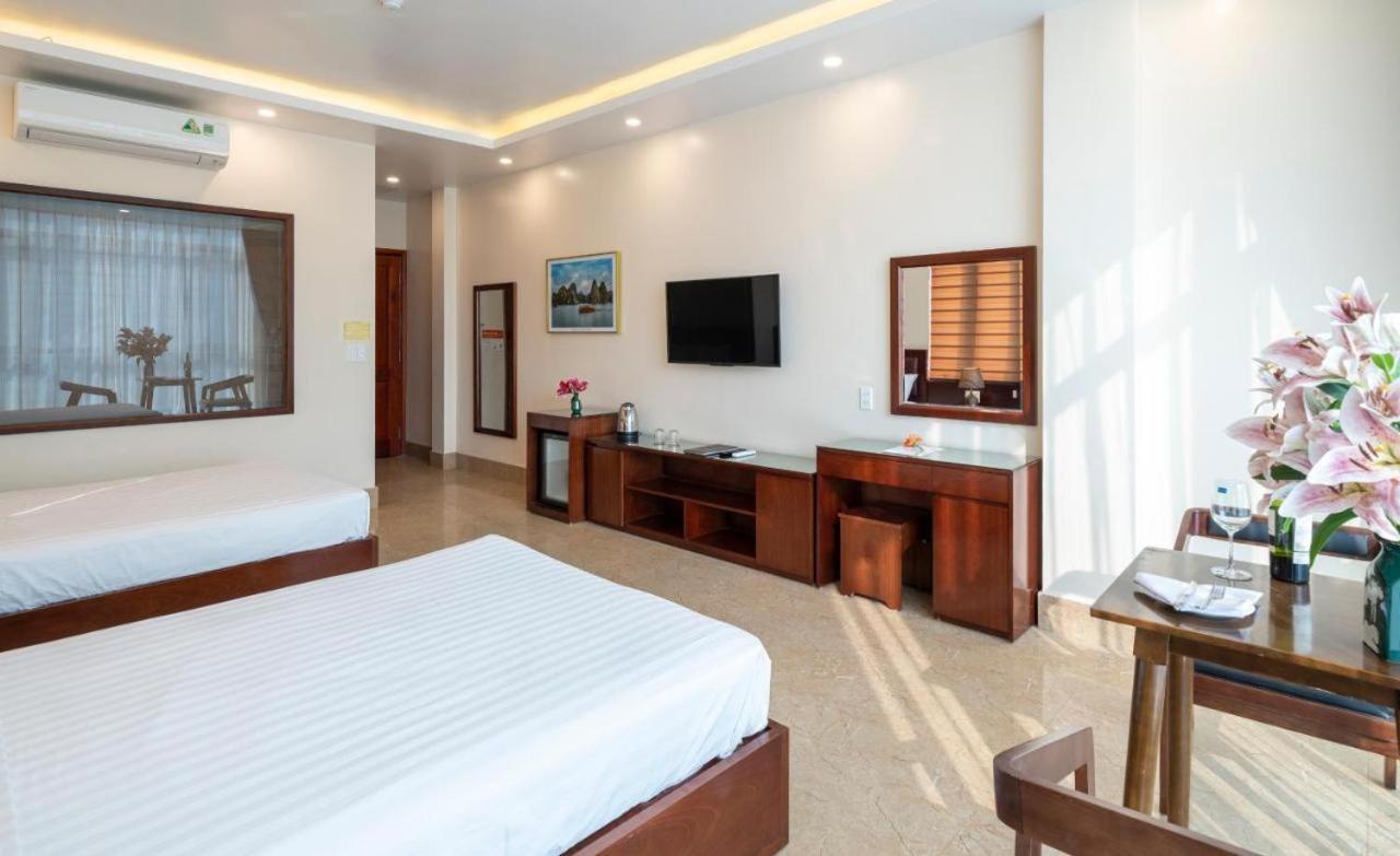 Aroma Cat Ba Sea View Hotel Chan Chau 外观 照片